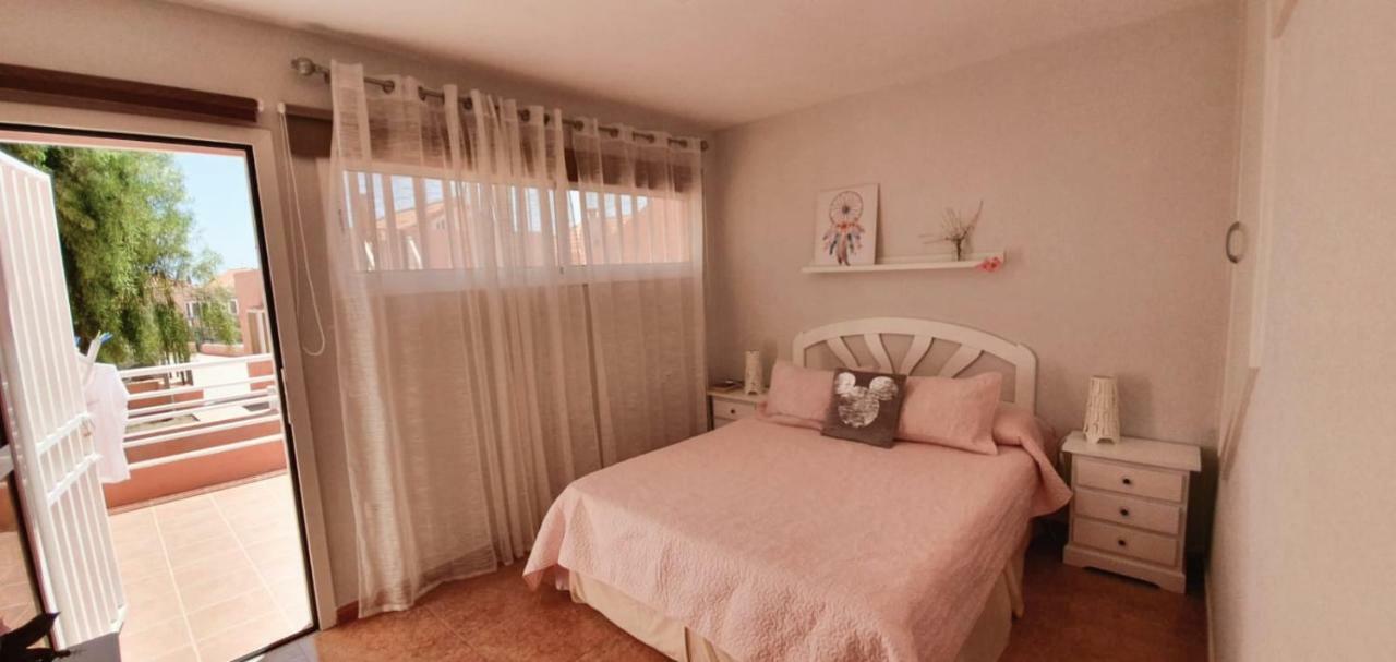Apartamento Paulalucía Costa De Antigua Exterior foto